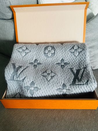 Louis Vuitton Logomania Scarf in pearl grey