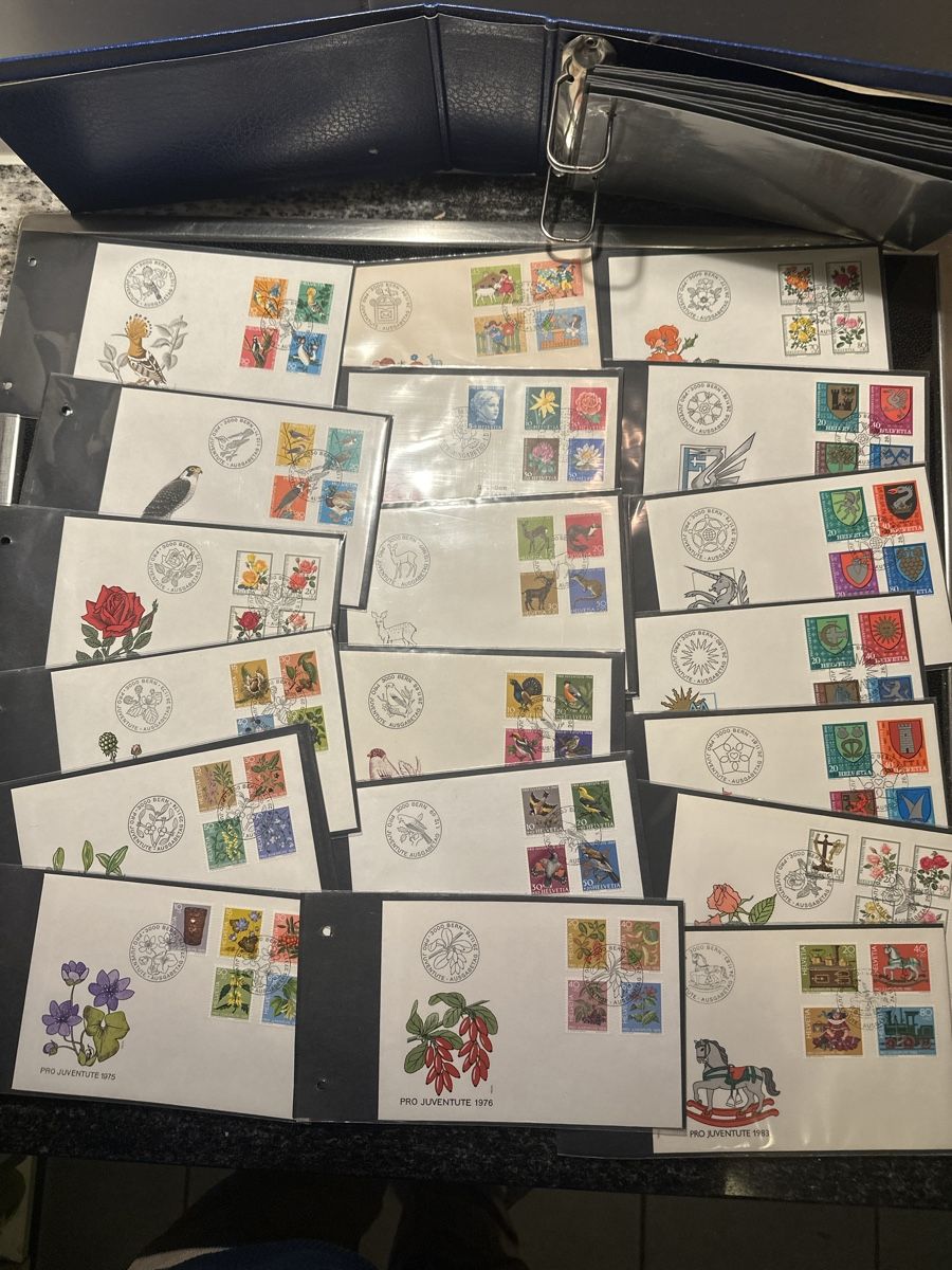 Tous les timbres: Briefmarken Sammlung Schweiz, viele Ersttagsbriefe – D'occasion à Zürich par Chaeffeler 3