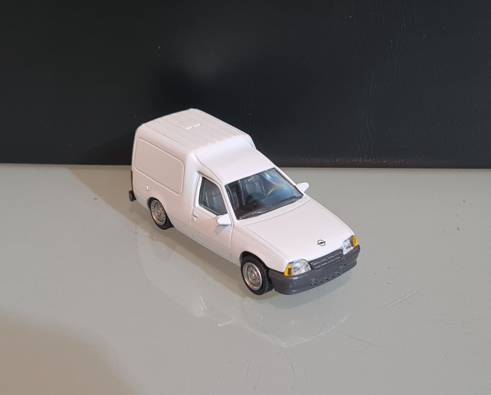 Opel Modellini d'auto: AHC Models Opel Kadett Combo Nr.450 – Usato da Uetendorf venduto da myhome12 2