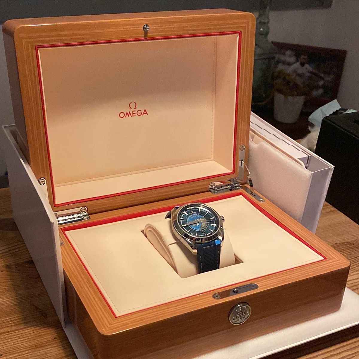 Omega Orologi: Omega Seamaster Aqua Terra Worldtimer – Usato da Gingins venduto da loi_c5sw