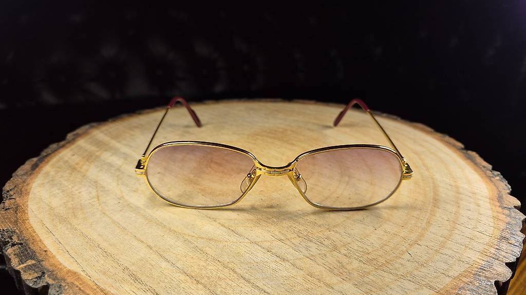 Occhiali & Lenti: Lunettes Cartier Panthere PM – Usato da Meyrin venduto da MaisonEcorce