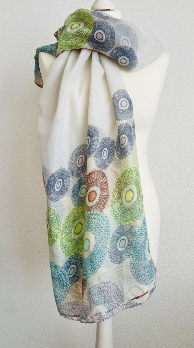 Foulard & Sciarpe: Leichter Schal – Usato da Ittigen venduto da franzis6