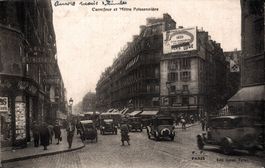 Paris. Carrefour et Métro Poissonnière, Citroèn