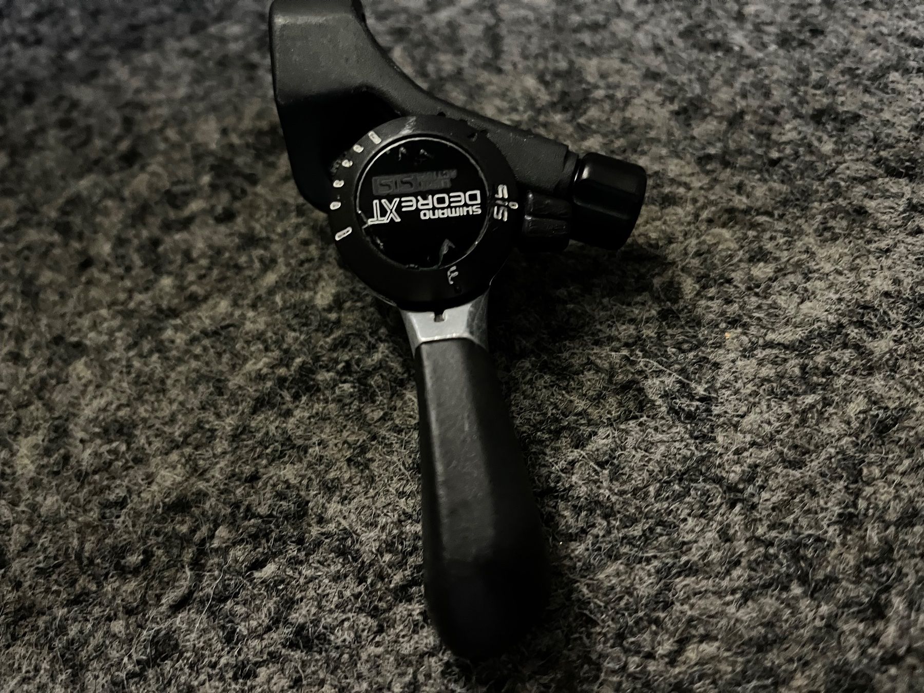 Shimano Pezzi di ricambio: Shimano XT Daumen Schalthebel – Usato da Mühlethurnen venduto da Kolly225 1
