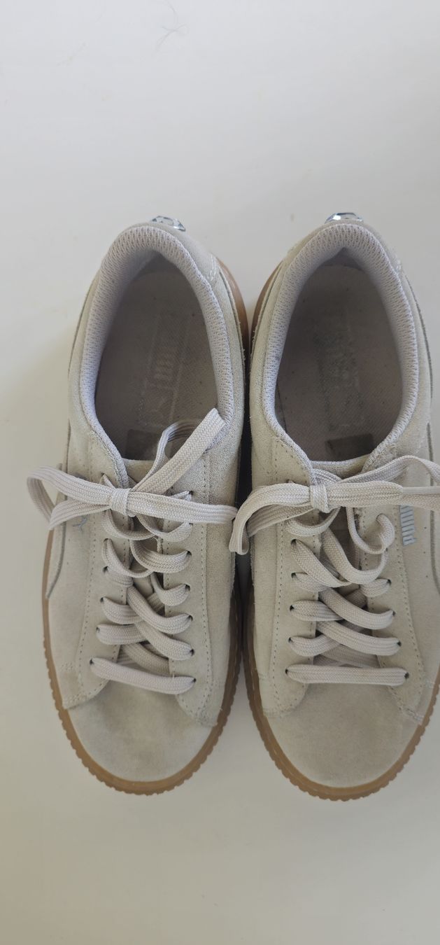 Puma Scarpe da donna: Puma Sneaker Gr. 38,5 beige – Nuovo (secondo la descrizione) da Luzern venduto da TausendD 6