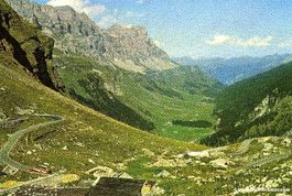 Klausenstrasse -Urnerboden Car Bus c1975