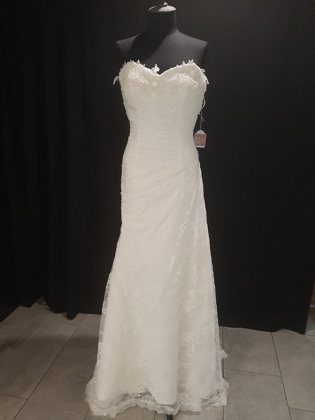 Vestiti: Brautkleid Gr.40, Ariane, sale – Nuovo (secondo la descrizione) da Obergerlafingen venduto da bigsound