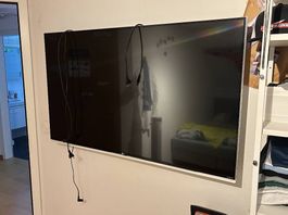 LG TV 55 Zoll mit Wandhalterung