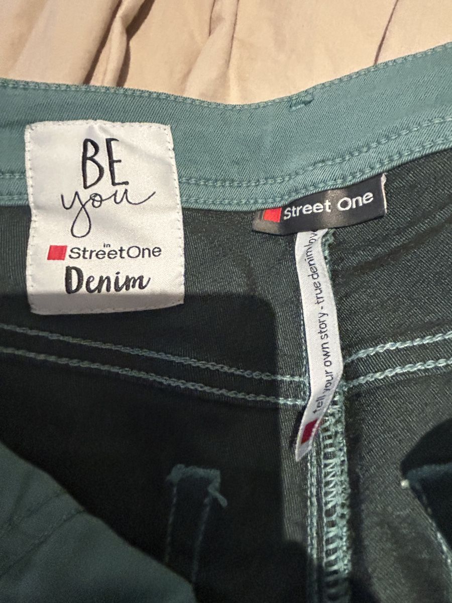 Pantaloni: Hose von Street One – Usato da Toffen venduto da maggieblue 1
