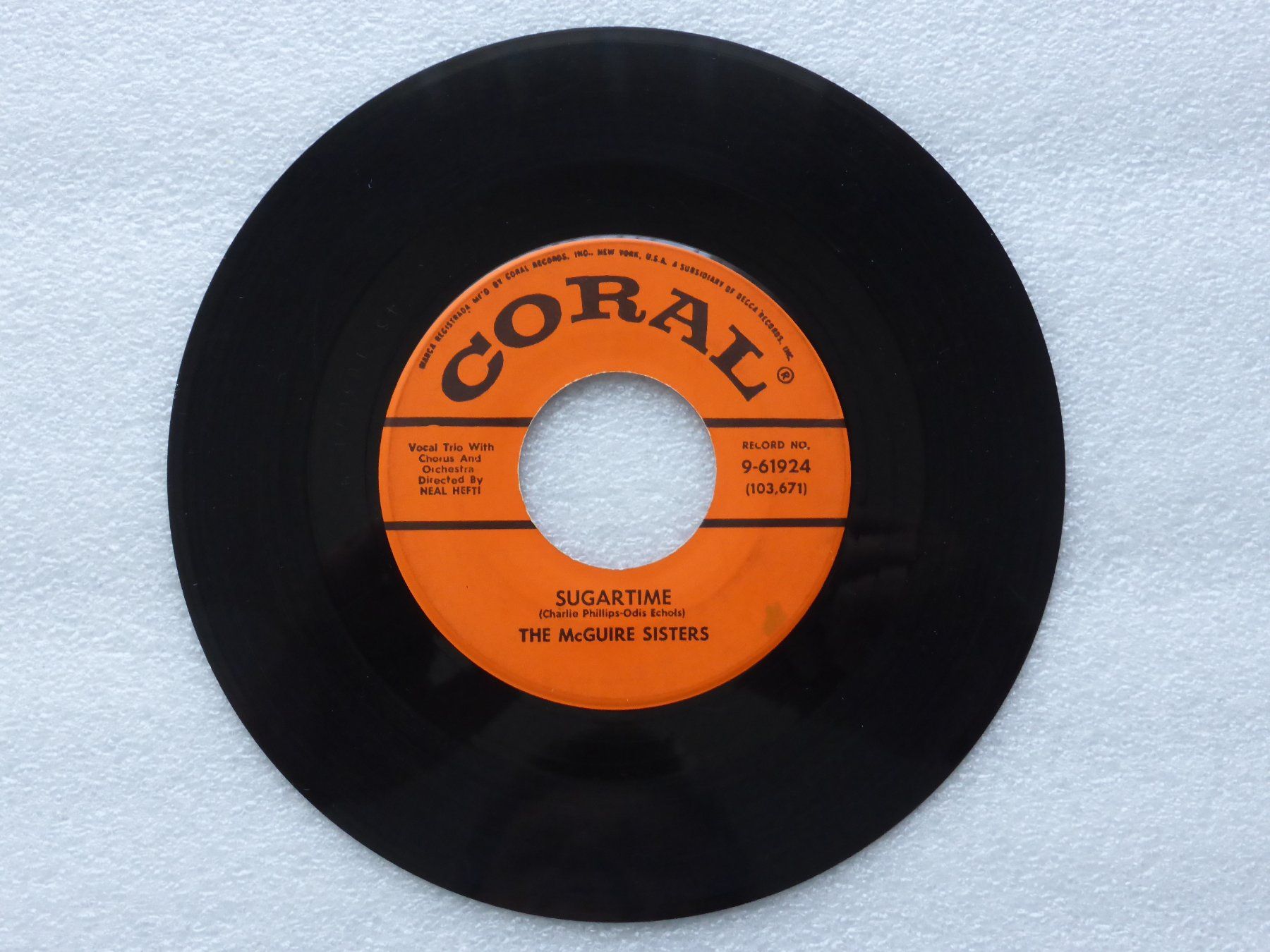 Dischi in vinile: Vinyl Single   THE McGUIRE SISTERS – Usato da Küssnacht am Rigi venduto da Mondkinder 1