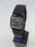 Ungetragene Vintage Damenuhr, aus alten Lagerbestand!