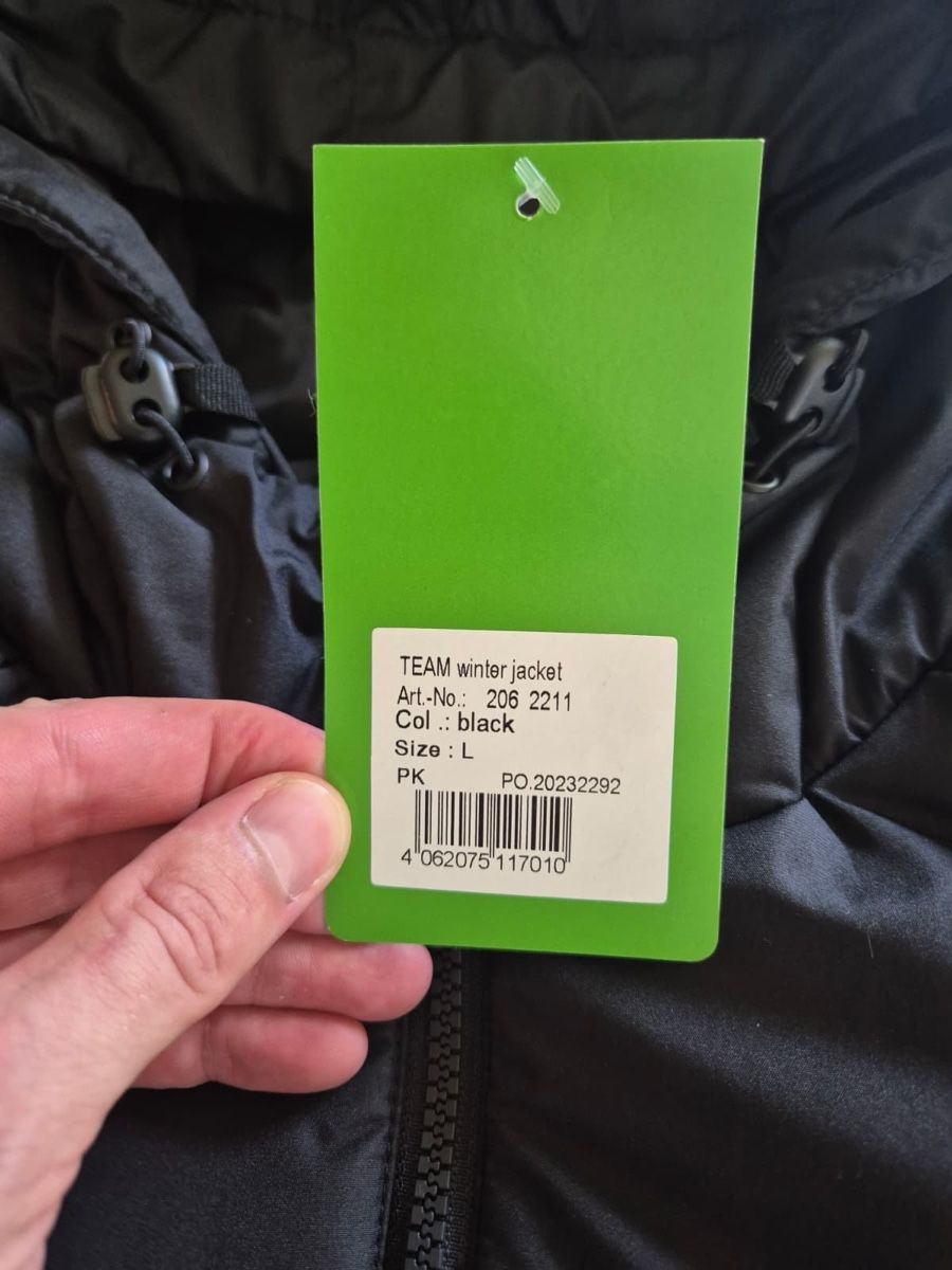Erima Giacche: NEU, Erima Winterjacke, schwarz, Gr. M – Nuovo e nell'imballaggio originale da Schmerikon venduto da Aquamarin87 2