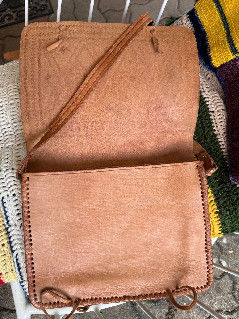 Borse da donna: Boho Style Umhängetasche aus Leder – Usato da Rorbas venduto da tun_m7fz 7