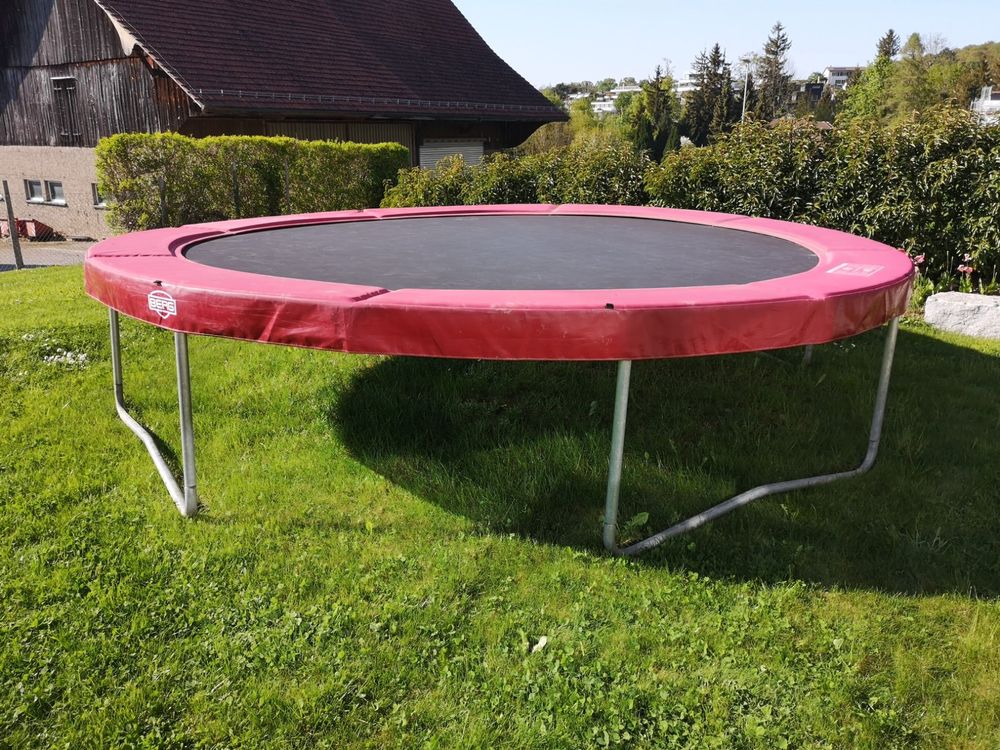 Verwunderlich Trampolin Ohne Federn Bild