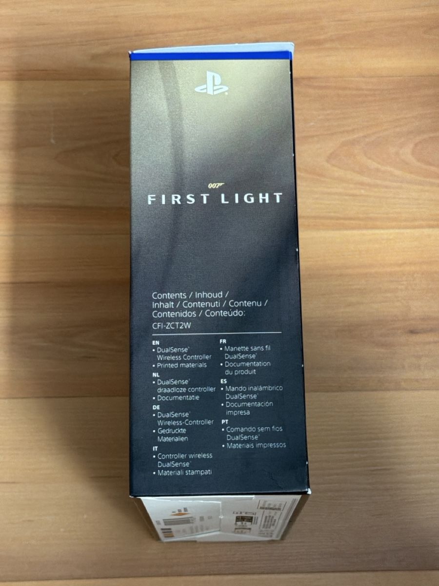 Sony Controller: Sony DualSense Controller First Light Edition gebraucht – Nuovo (secondo la descrizione) da Hittnau venduto da PeterS75 1