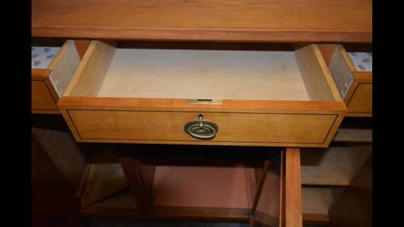Armadi: Möbel Antik, Schrank – Usato da Hilterfingen venduto da Jeeone 4