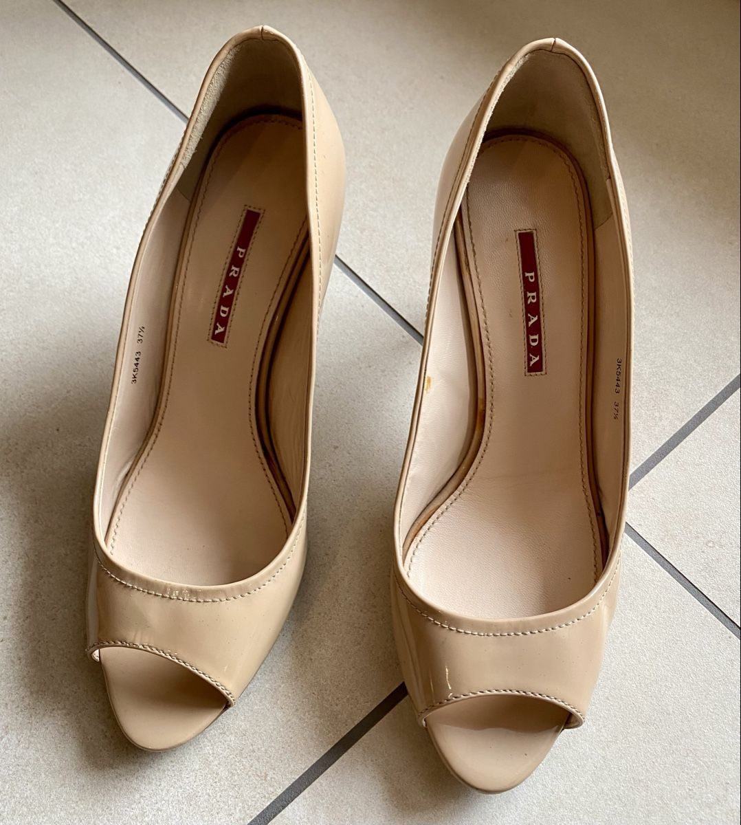Prada Scarpe da donna: SCHUHE PRADA BEIGE – Usato da Eglisau venduto da Lara0