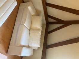 Weisses Sofa