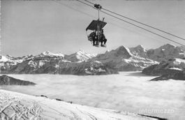 Beatenberg BE // Von Roll Sesselbahn Niederhorn Nebelmeer