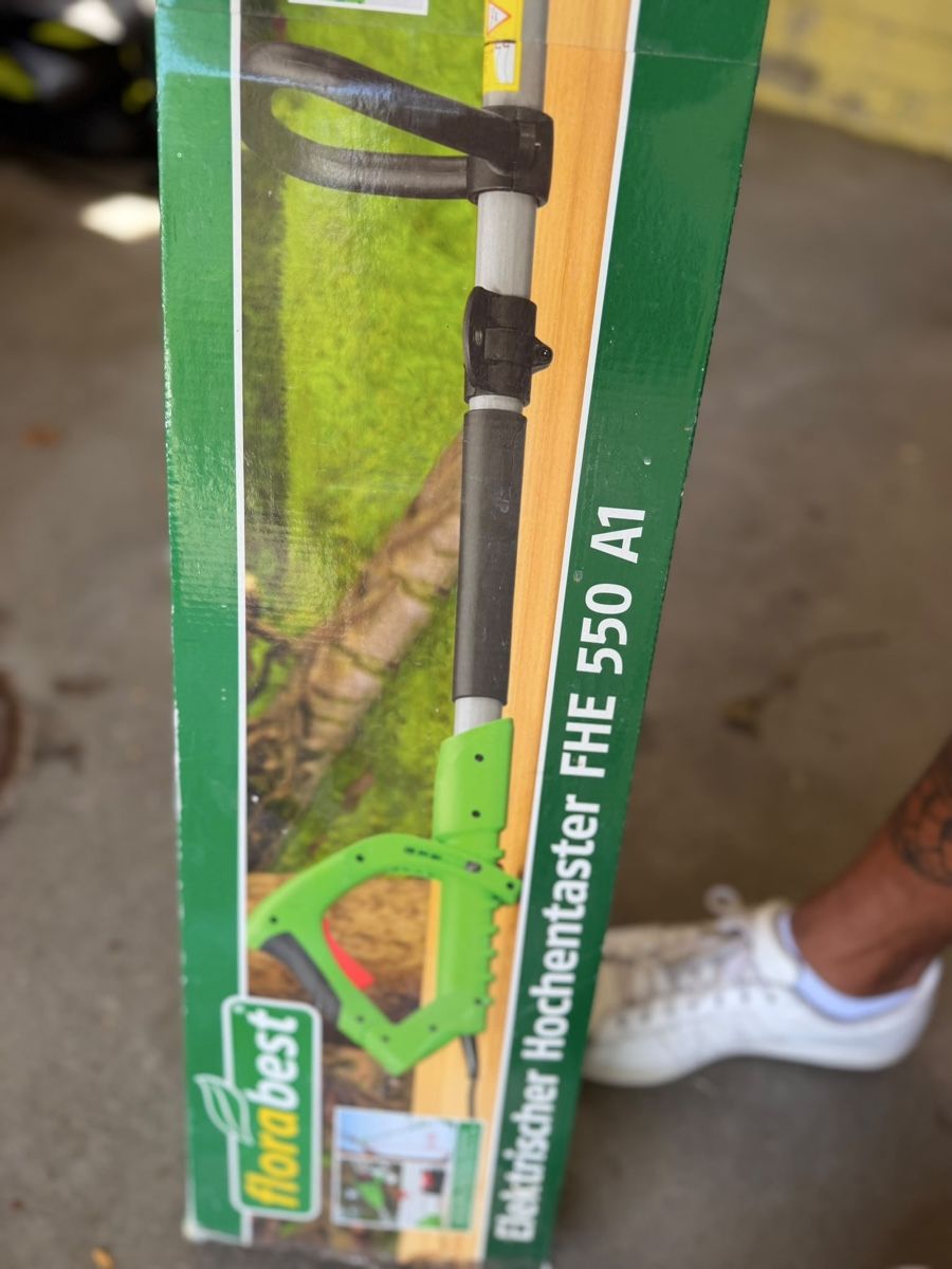 Sägen: Elektrischer Hochentaster – Neu und originalverpackt aus Luzern von zai_7dw2 3