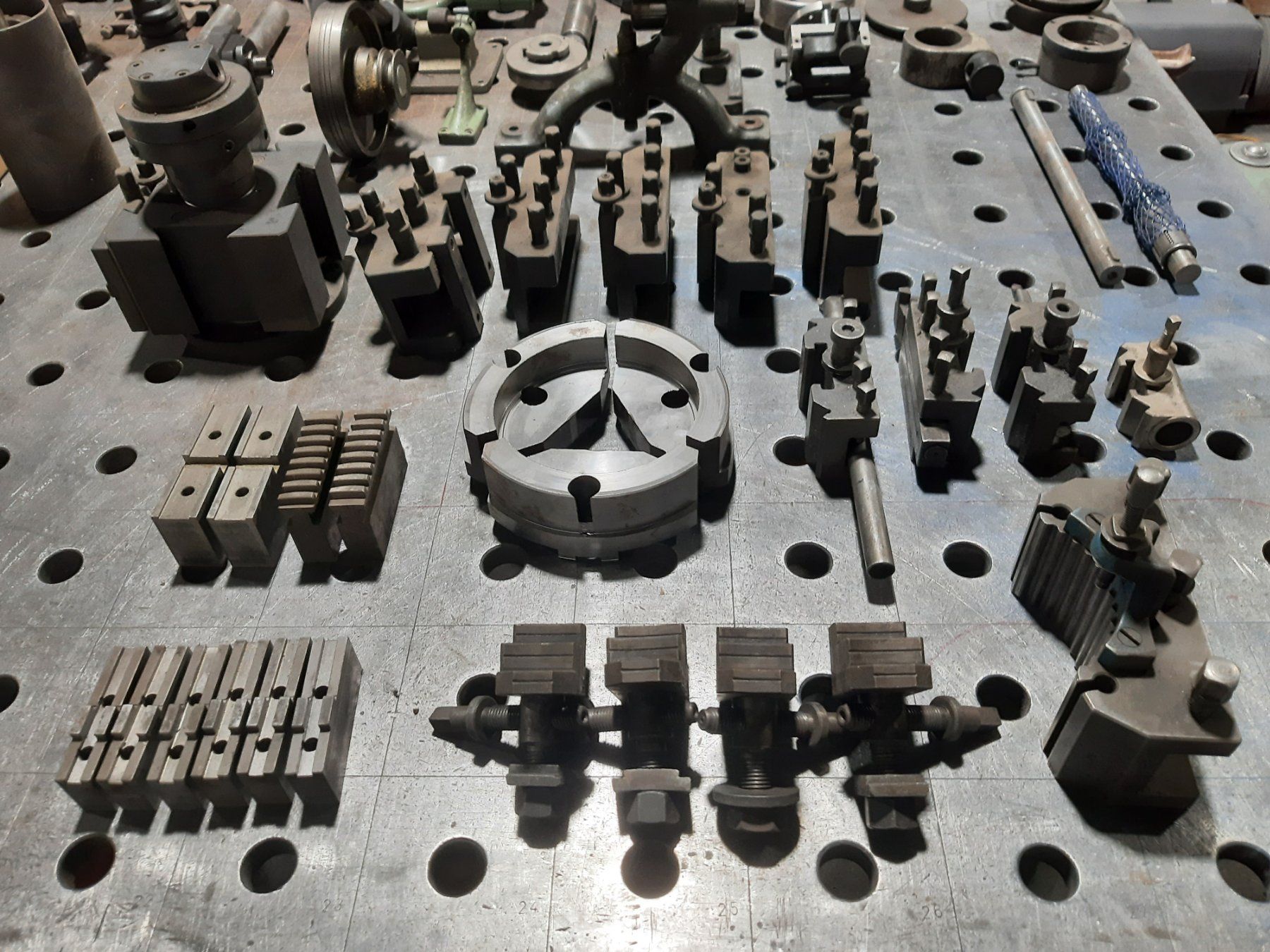 Tutti gli attrezzi: outillage, machines, matériel – Usato da Montsevelier venduto da lachatfred 8