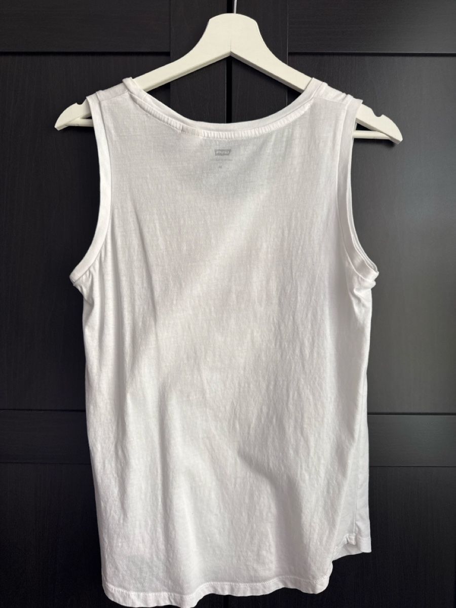 Levi's T-Shirts: Damen Top Levi's Weiss Grösse XS – Neu (gemäss Beschreibung) aus Zuchwil von Marti_7 1
