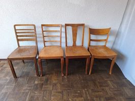 4 Vintage Stuhl Holzstuhl Lot verschiedene Stühle alt Massiv