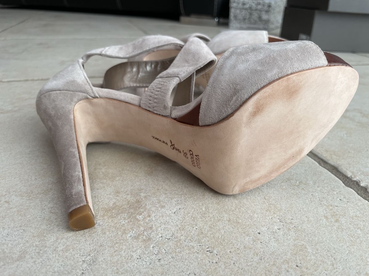 Chaussures femmes: Escarpins Tosca Blu, taille 39 – D'occasion à Coppet par Len007 3