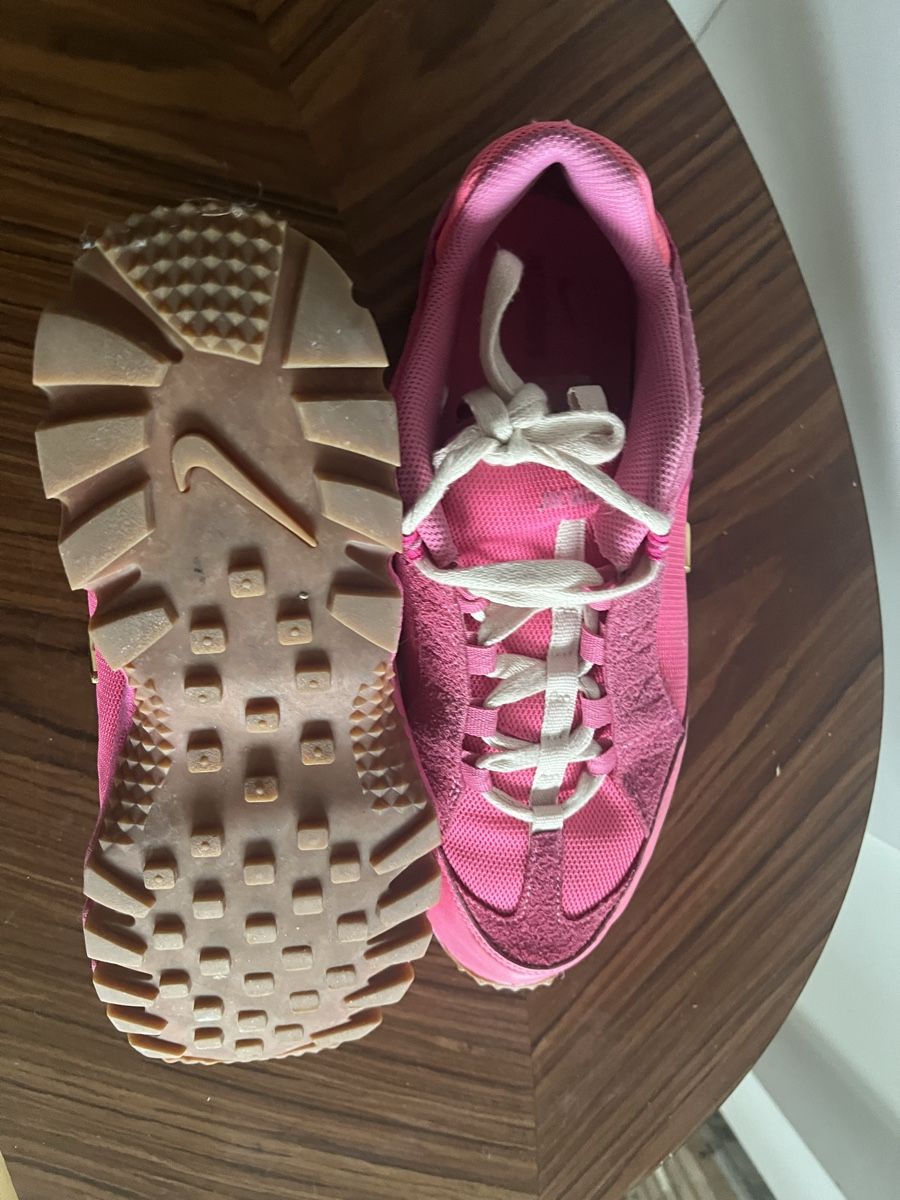 Nike Scarpe da uomo: Nike Jacquemus ahumara pink – Usato da Vevey venduto da Stef_couture 2