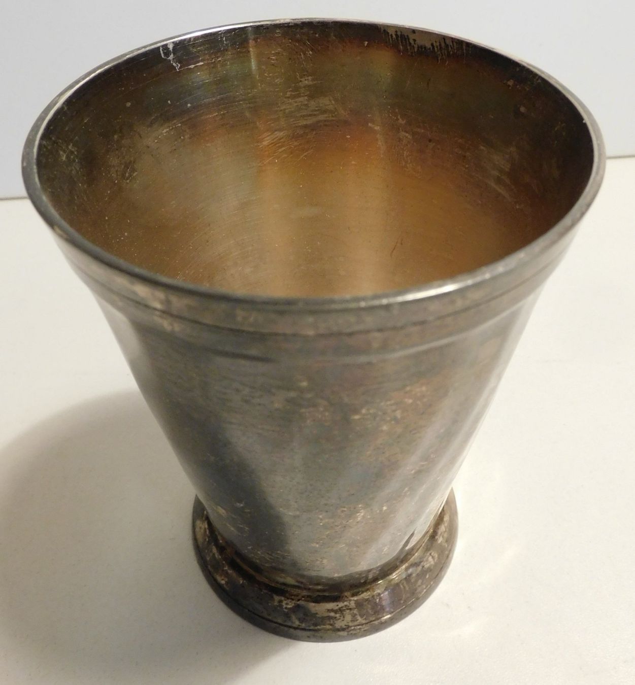 Altre raccolte & rarità: Becher alter versilberter Becher Pokal – Usato da Sursee venduto da 76 2