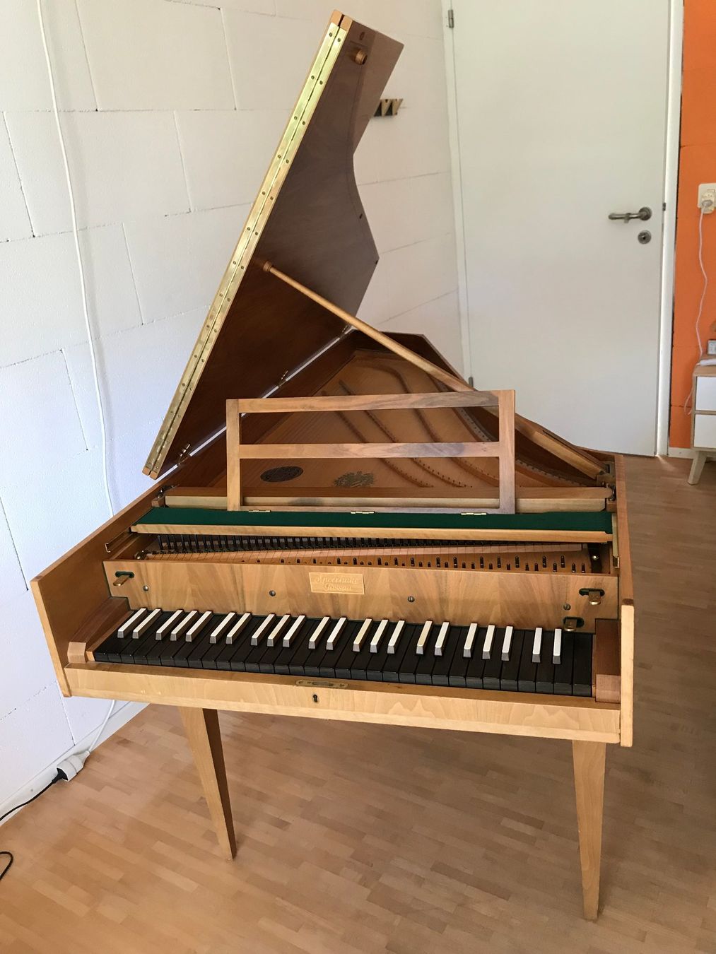 Musikinstrumente: Cembalo – Gebraucht aus Worb von Bruntschi