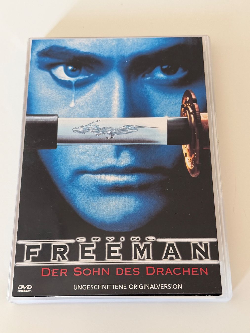 Tous les DVDs: DVD Crying Freeman Der Sohn des Drachen UNCUT – D'occasion à Altstätten SG par sheamus