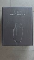 TESLA Wall Connector