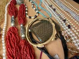 Lot gemischter Modeschmuck mit kleinen Mängeln