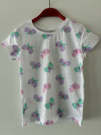 Schönes Tshirt Gr. 122, Neu