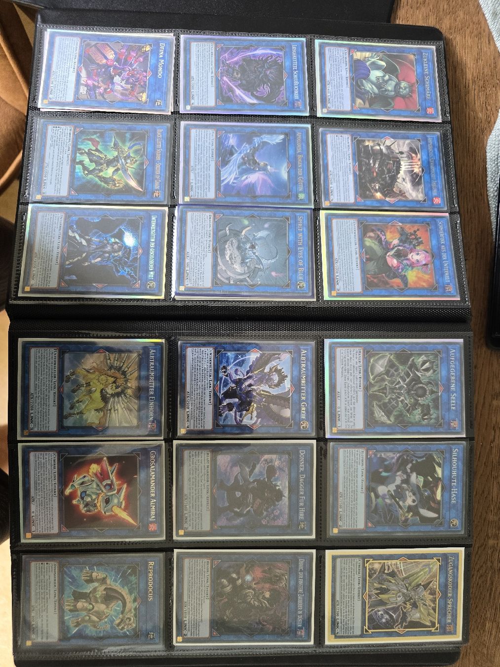 Yugioh Carte collezionabili: Yugioh zwei fast volle Binder mit Stapels – Usato da Steffisburg venduto da Stonee97 6