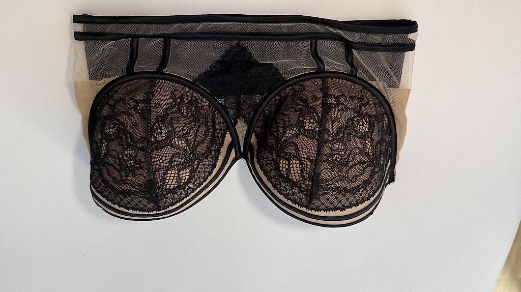 Intimissimi Altra biancheria intima: Schalen BH Gr. 80D – Usato da Zürich venduto da Juni20010 4