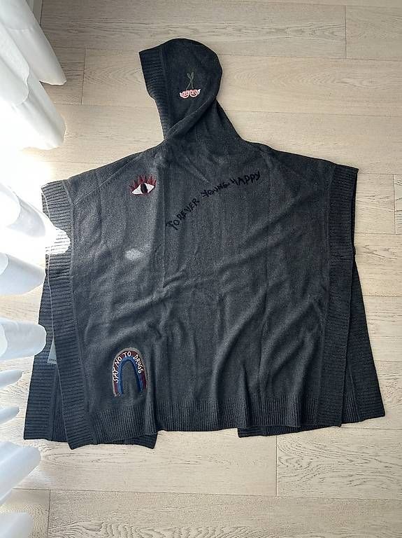Giacche: Poncho Zadig & Voltaire – Usato da Gentilino venduto da ver_n6bc 1