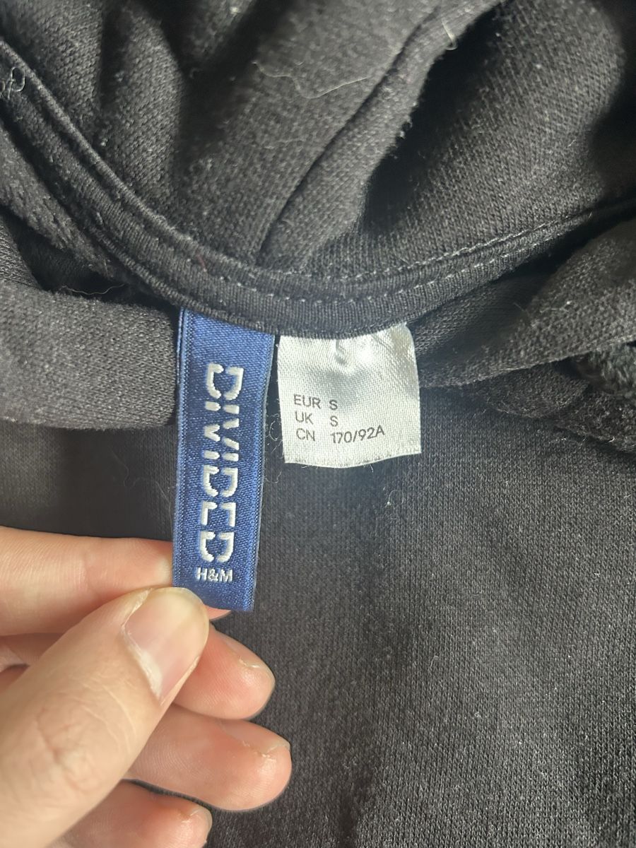 H&M Maglioni & Felpe: Sweat à capuche noir H&M taille S – Nuovo (secondo la descrizione) da Cugy VD venduto da pit_aless 3