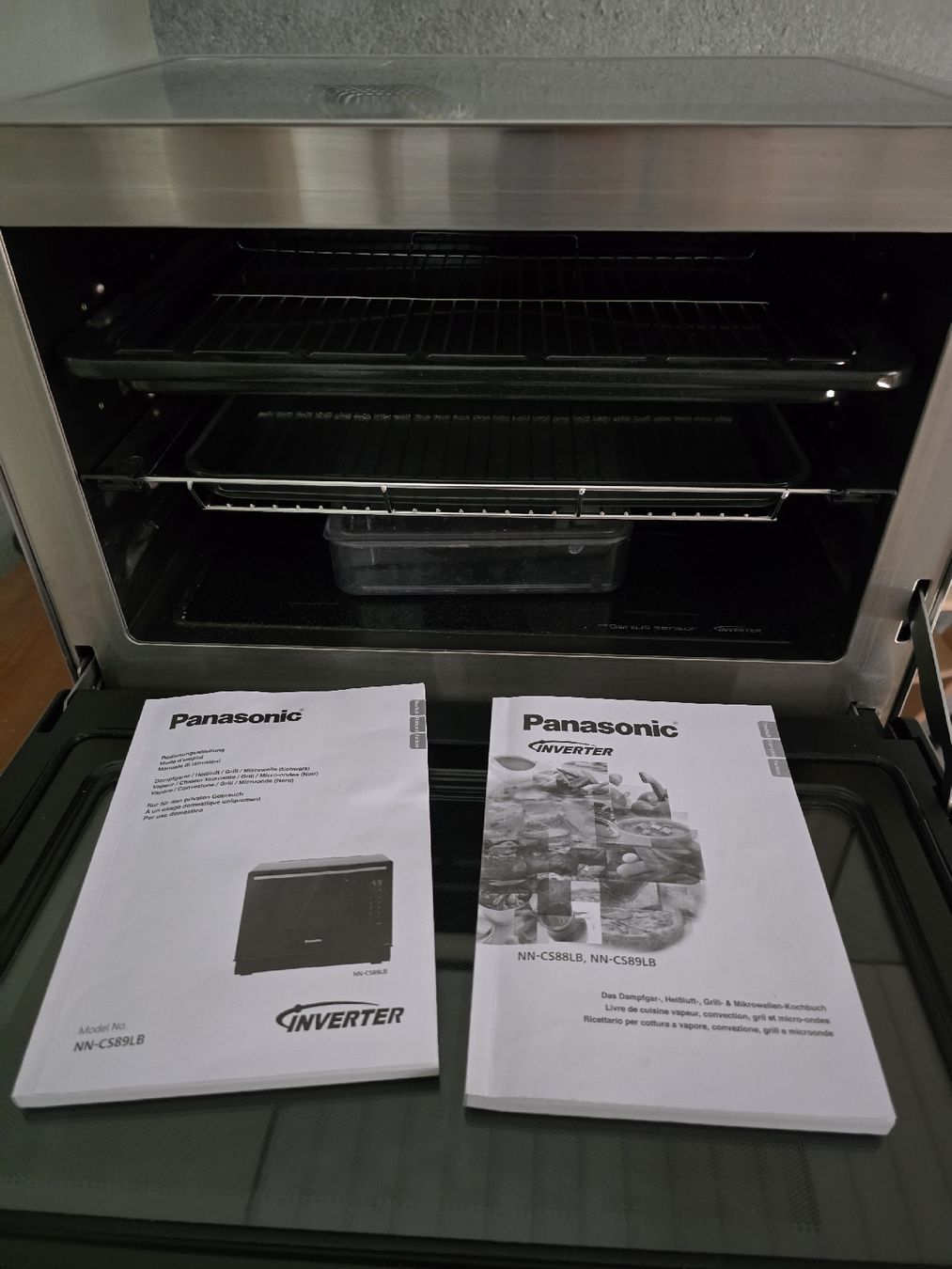 Elettrodomestici da cucina: Panasonic Mikrowelle Allrounder – Usato da Niedergösgen venduto da Rjml 1