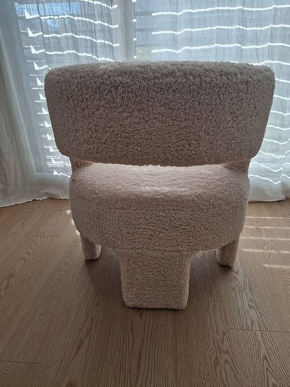 Poltrone: Teddy-/Bouclé-Sessel – Nuovo e nell'imballaggio originale da Wohlen AG venduto da nicolo08 2