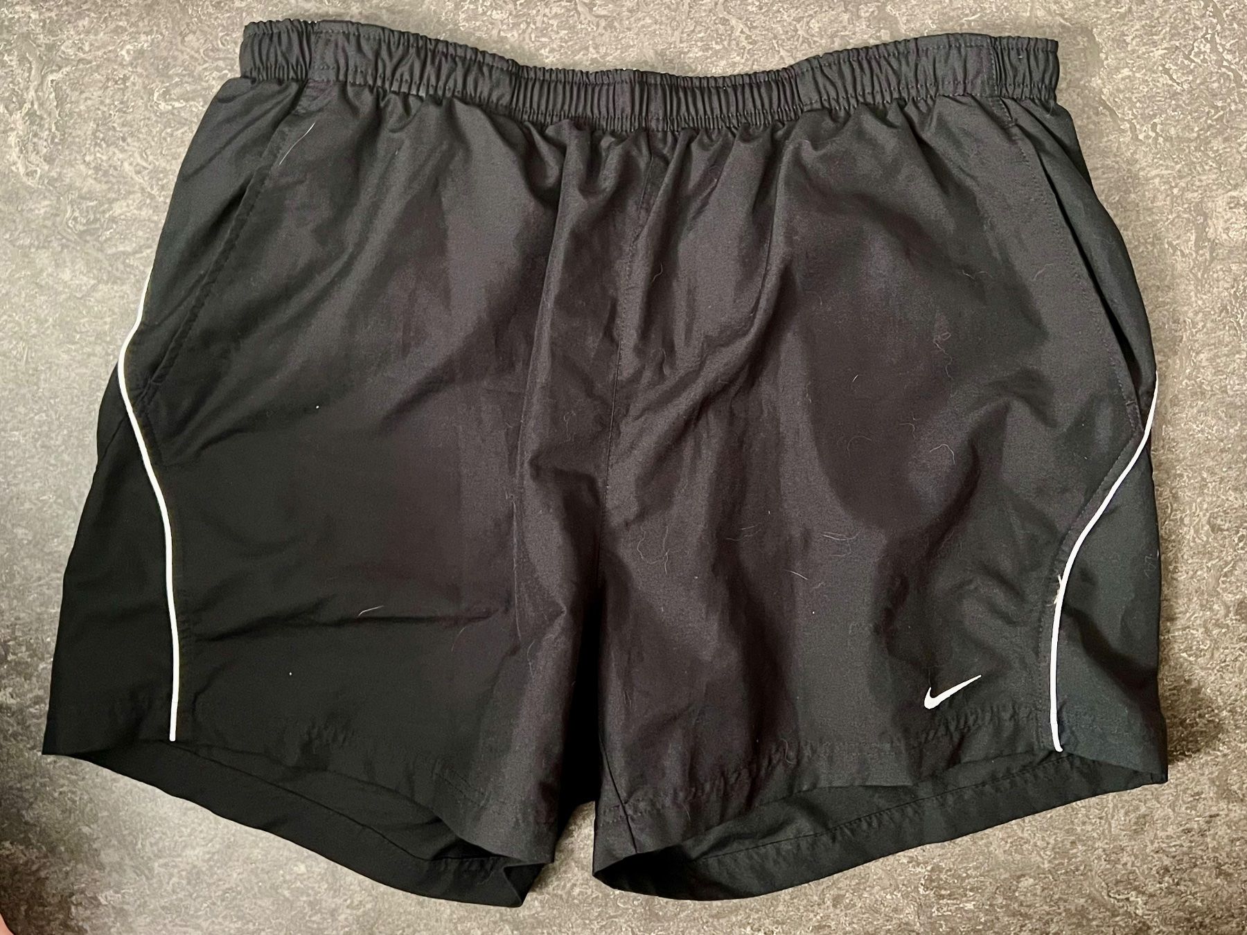 Nike Pantaloni: Nike Badehose Gr XL – Usato da Basel venduto da Winniepuuh 1