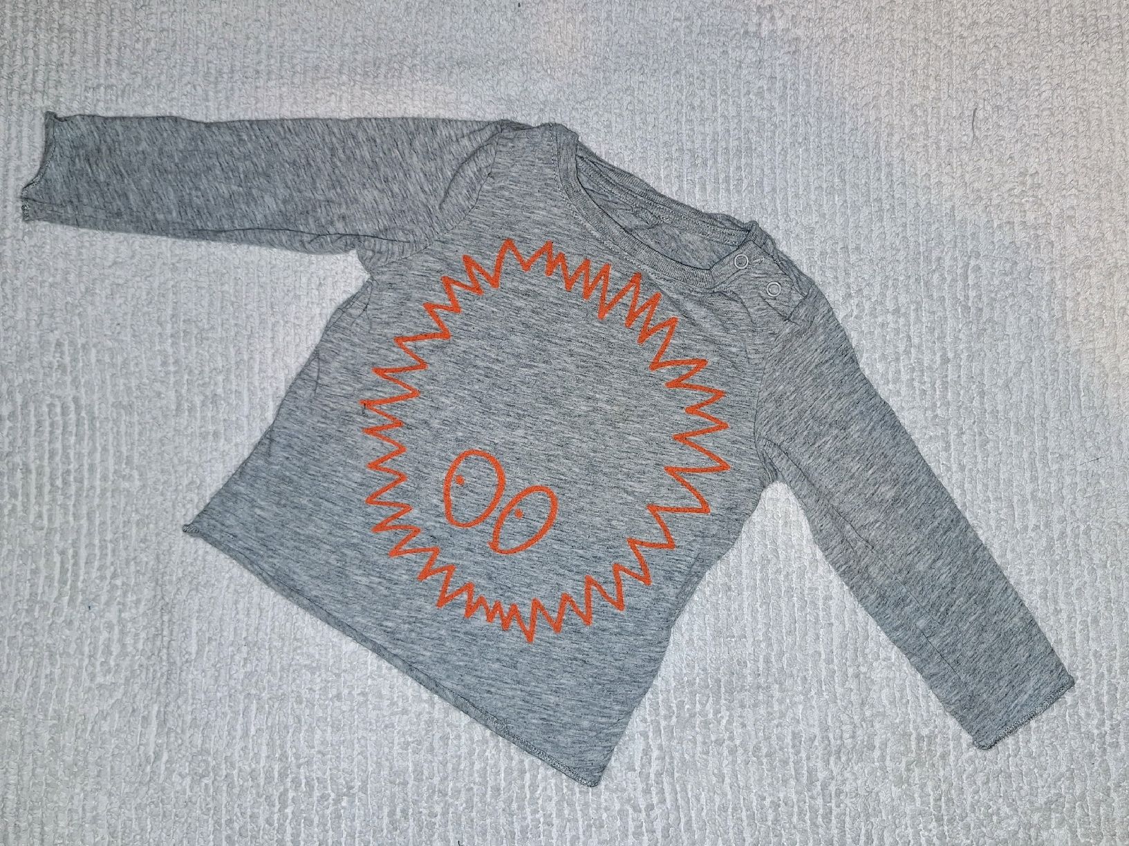 Stella McCartney Hemden, Tops & T-Shirts: Stella McCartney, t-shirt gris bébé 9 mois – Gebraucht aus Jussy von drs_sb7q