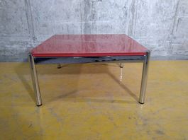 USM Couchtisch Quadrat, rot