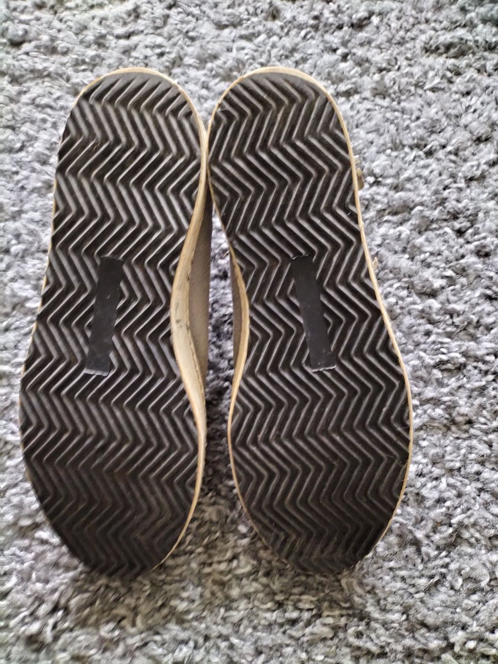 Chaussures hommes: auffallende Sneaker – D'occasion à Sins par Taschending 4