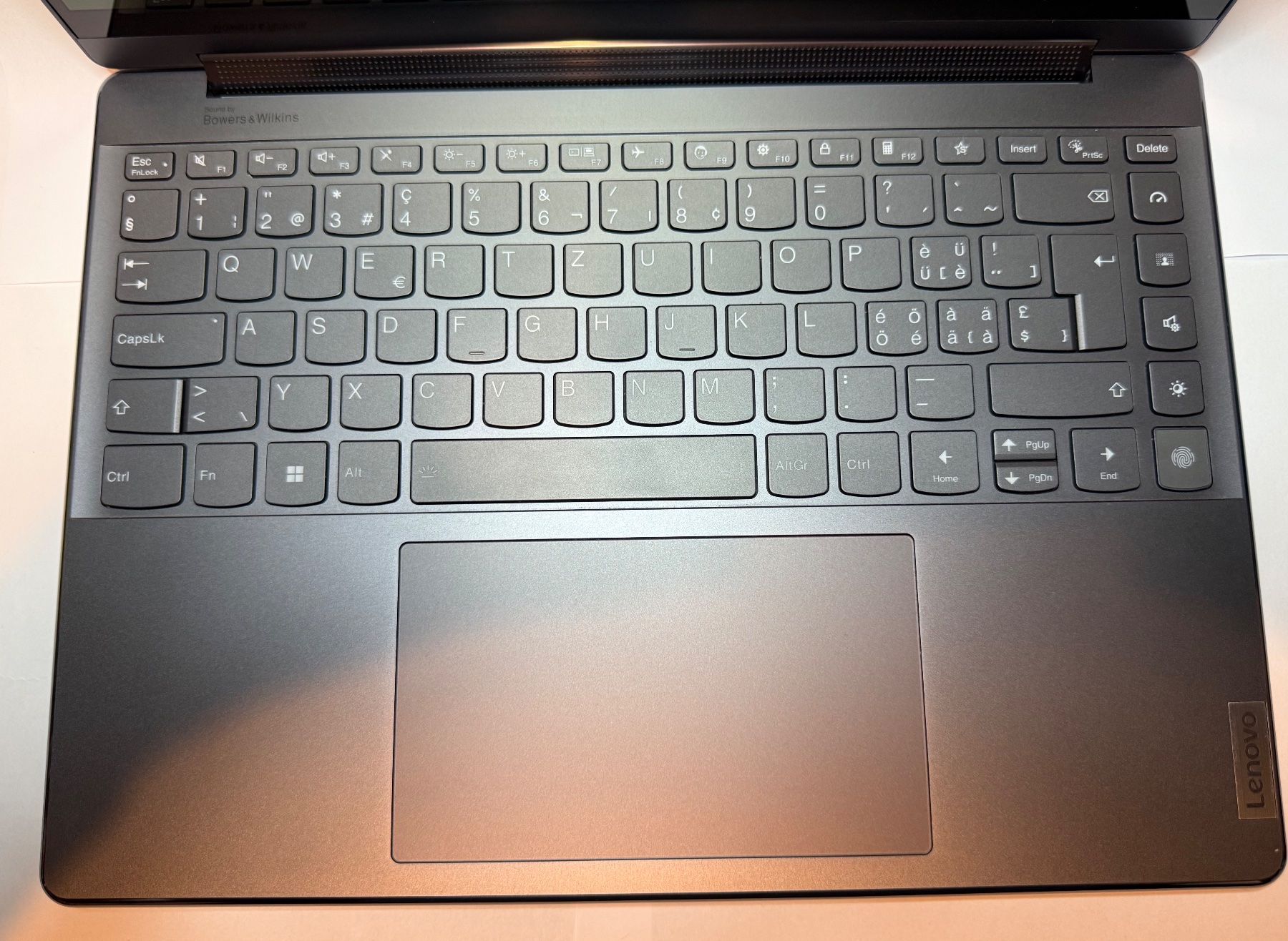 Lenovo Yoga 9//i7-12.Gen//16 GB Ram//1 TB SSD//4k OLED (Gebraucht) in ...