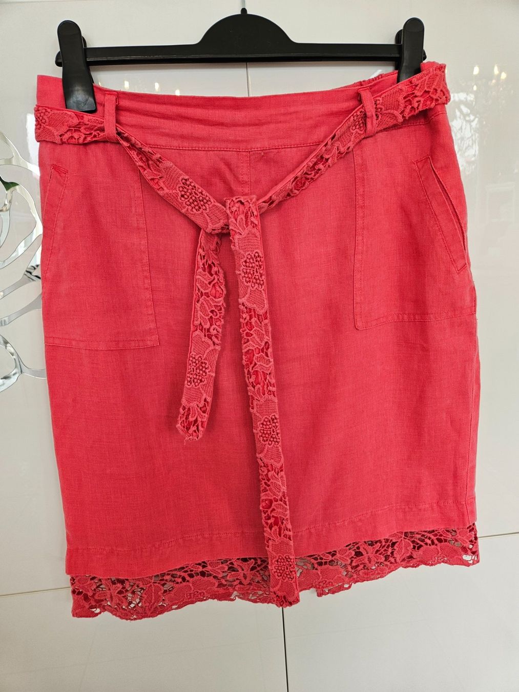 Gonne: Jupe Rock Leinen / Baumwolle Pink mit Spitze Gr. 40 – Usato da Gossau ZH venduto da fashiontwo