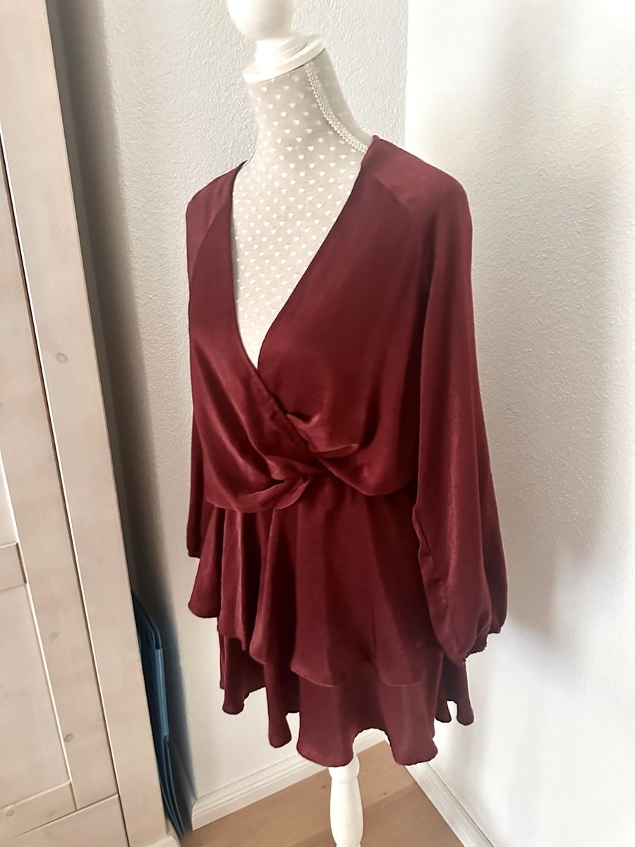 Vestiti: Wunderschönes bordeauxfarbiges Kleidchen in Gr. S/M – Usato da Siebnen venduto da tan_sn8j 1