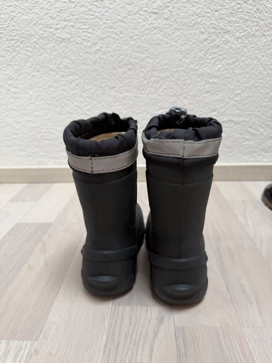 Scarpe da uomo: Kinder Regenstiefel Demar gr 24/25 – Usato da Aeschi b. Spiez venduto da dar_sjp8 2