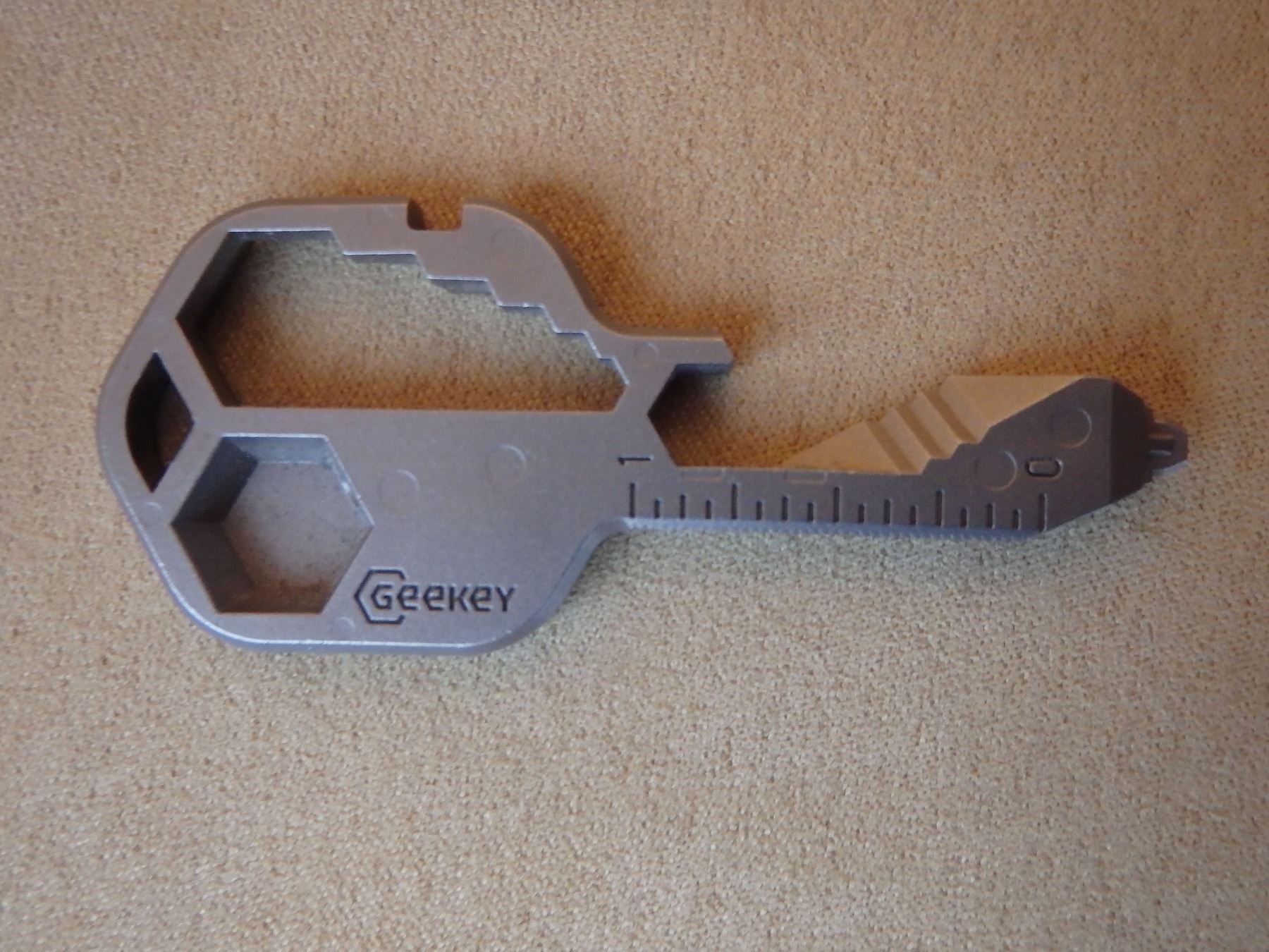 Porte-clés: Schlüsselanhänger Multitool Geekey – Neuf avec emballage d'origine à Matten(St.Stephan) par Arizona33 3